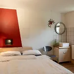 Hostel Hinterland *