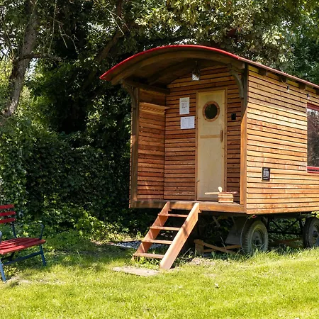 Hostel Hinterland *